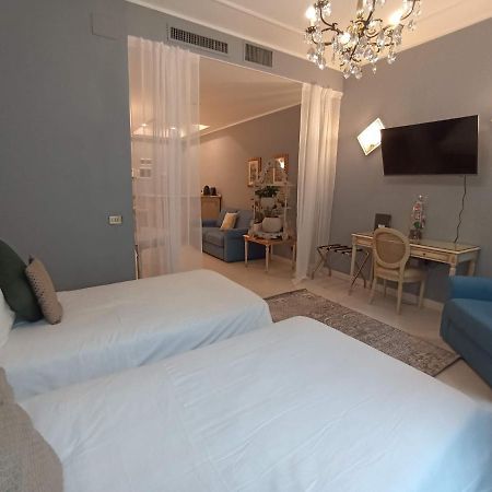 Mercanti Apts Via Passarella Milan Bagian luar foto